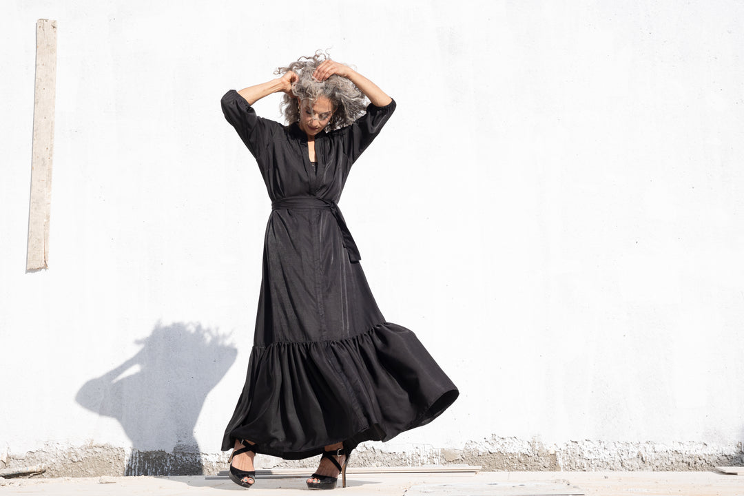 Elegant Swing Black Maxi Dress XL Elegant Swing Black Maxi Dress XL